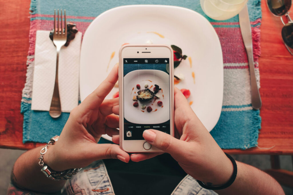 Viaggiare… o forse solo mostrarlo?